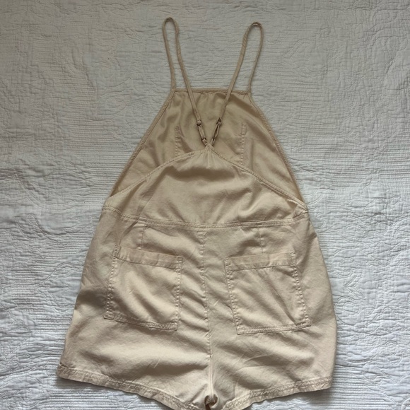 Roxy Cream Romper Size Large - Picture 5 of 5